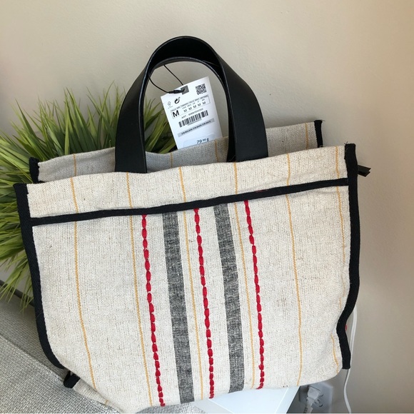 ❌SOLD❌Zara | Weekender Embroidered Bag - Picture 6 of 15